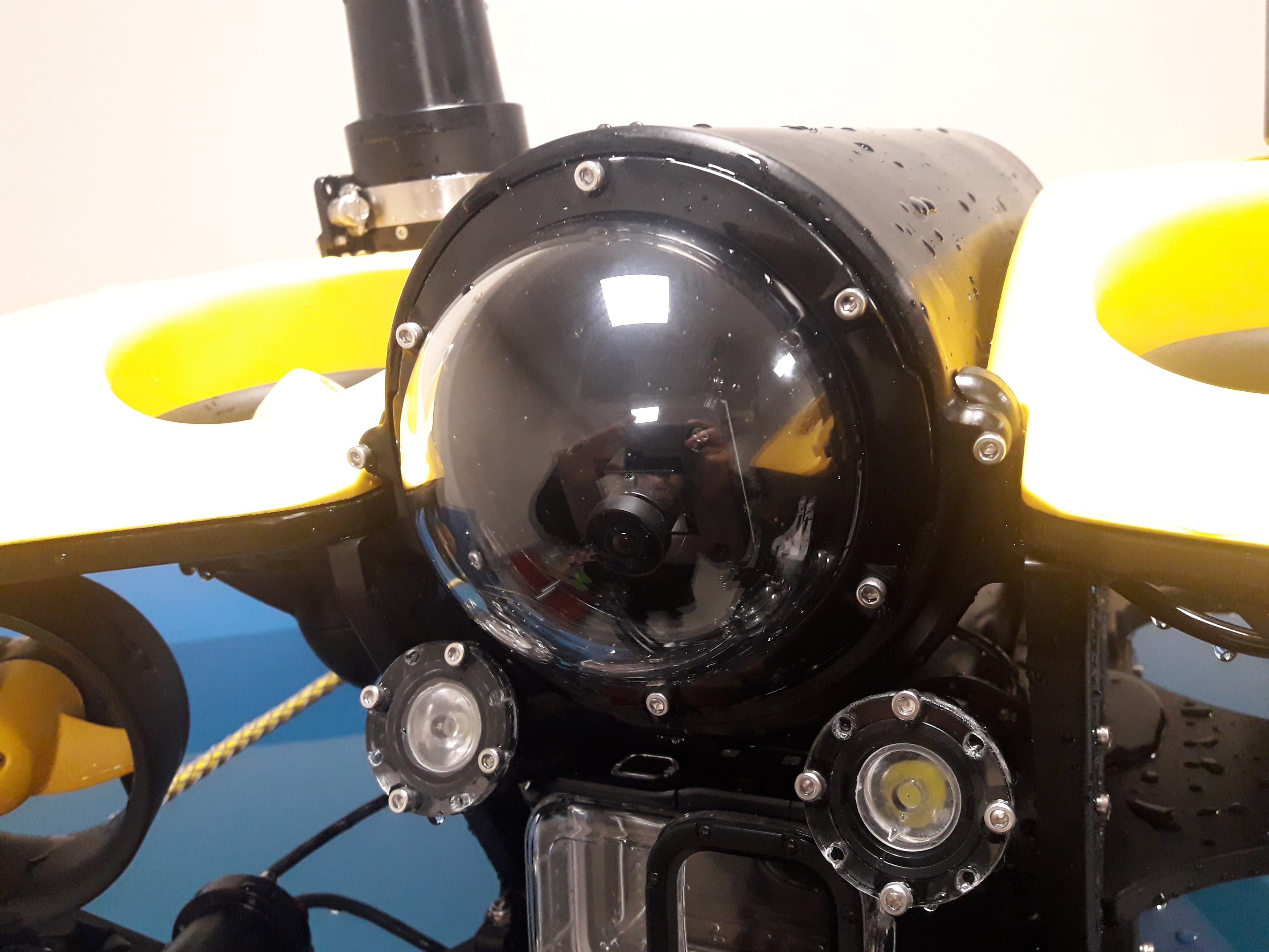 underwater unmanned vehicle - yellow submarine