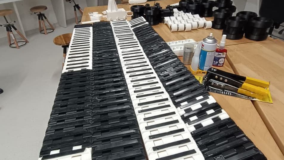 Printing PLA track links